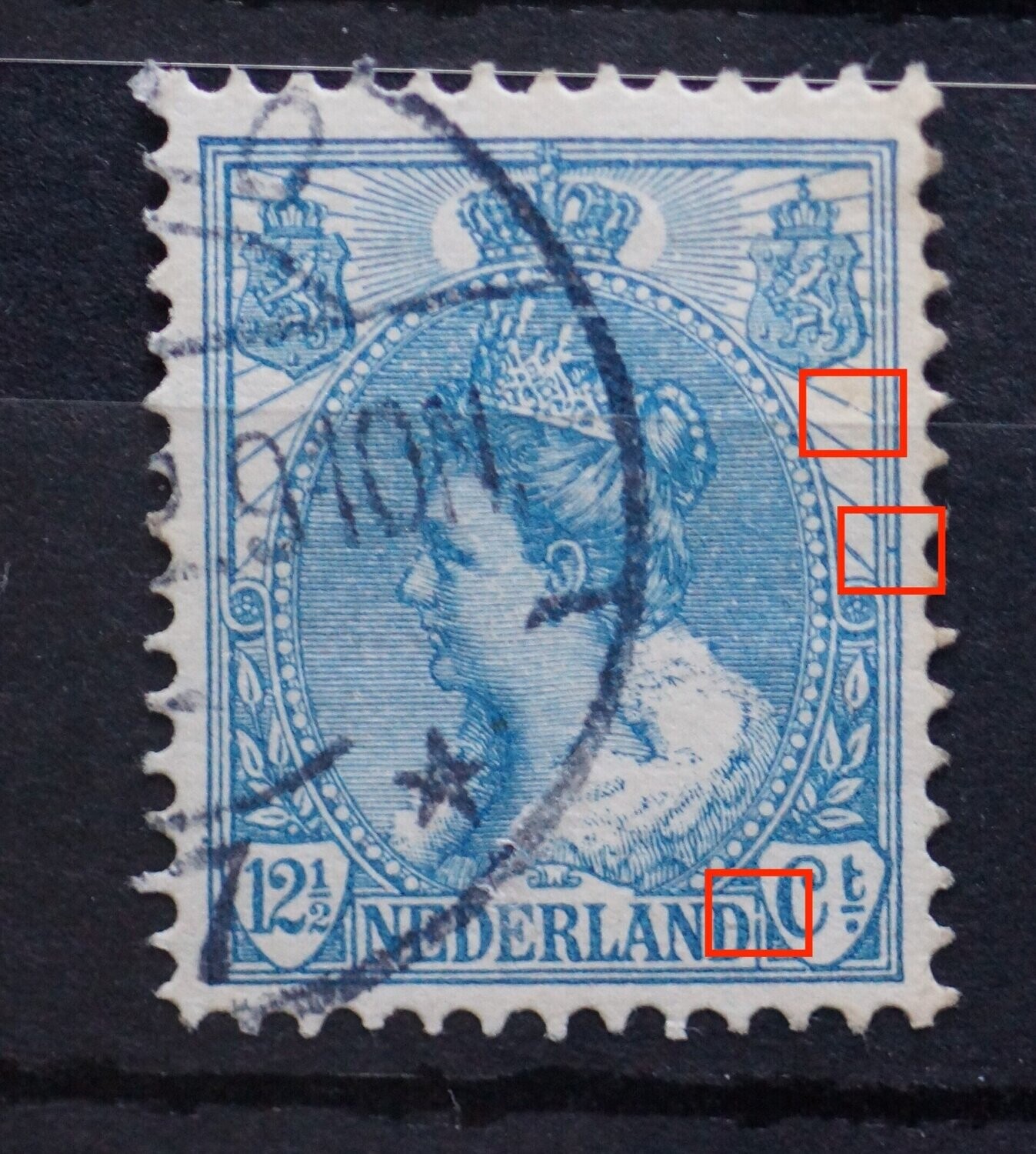 NVPH 63 - o.a. breuk in straal en kaderlijn, rechts