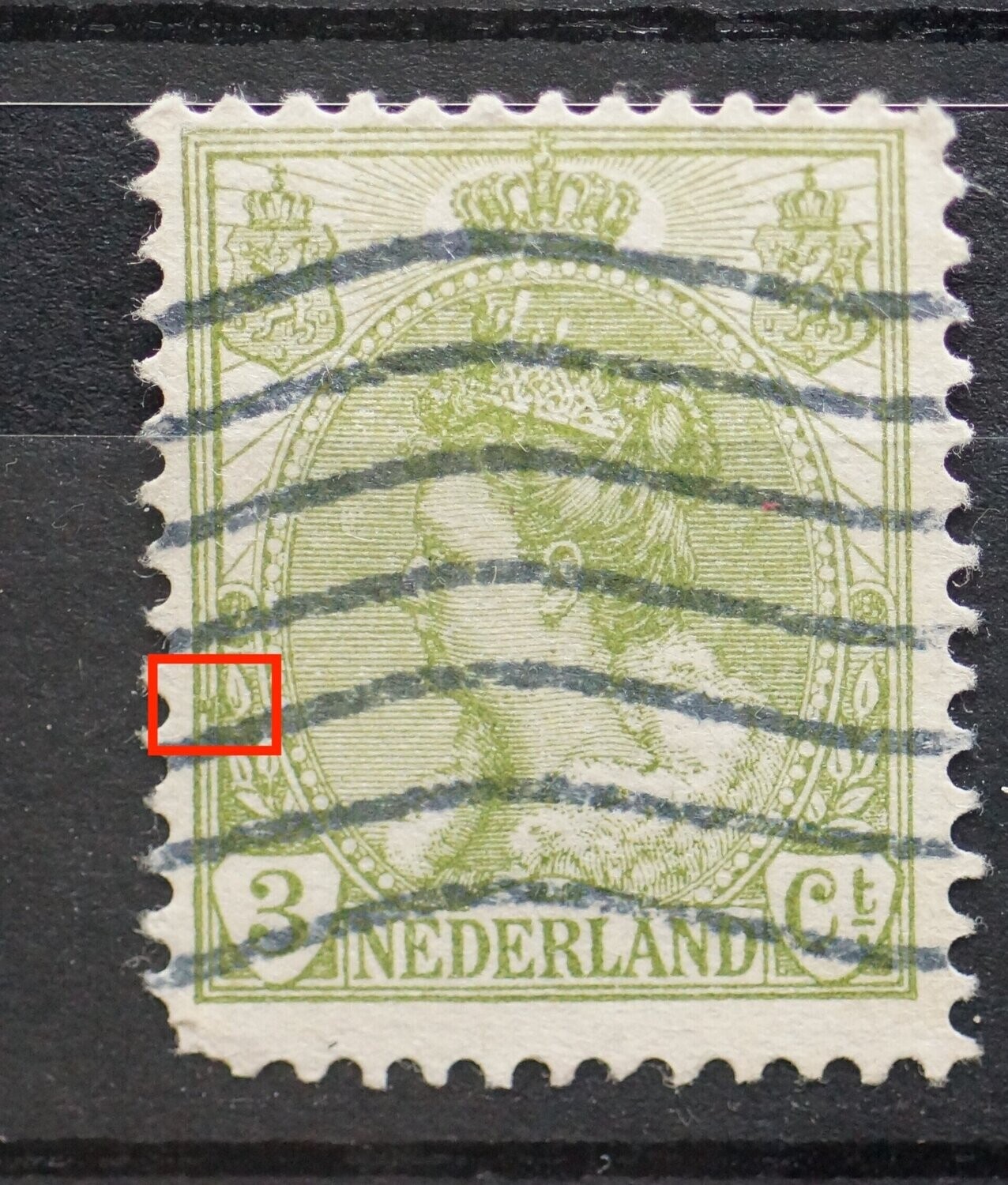 NVPH 57 (redelijk) - groene vlek onder linekr rozet