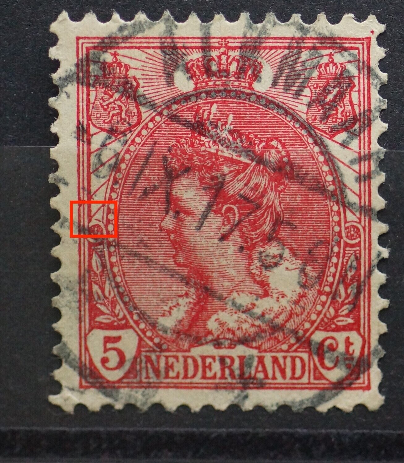 NVPH 60 - beschadigde bovenzijde linker rozet