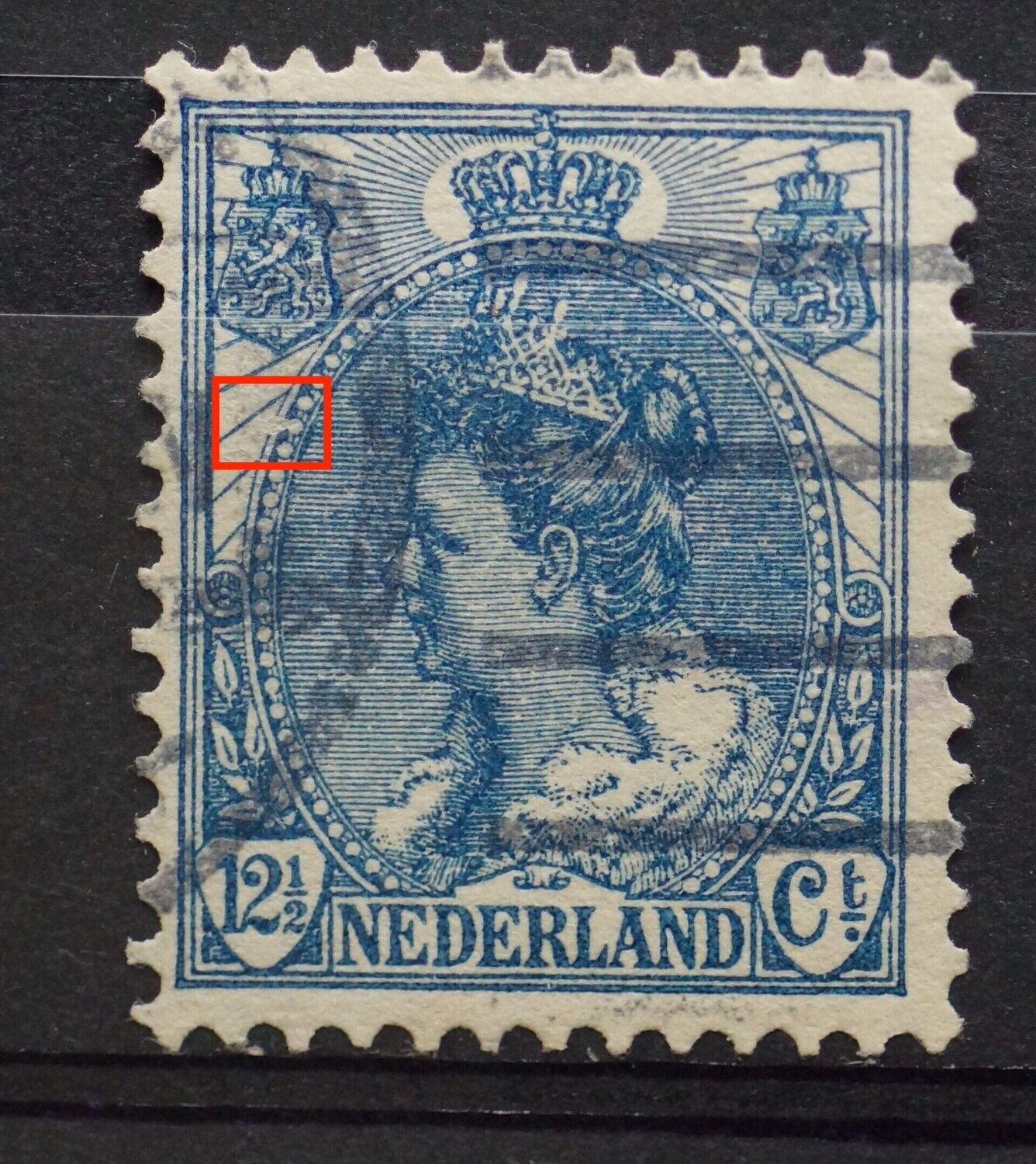 NVPH 63 - breuk in rand medaillon links