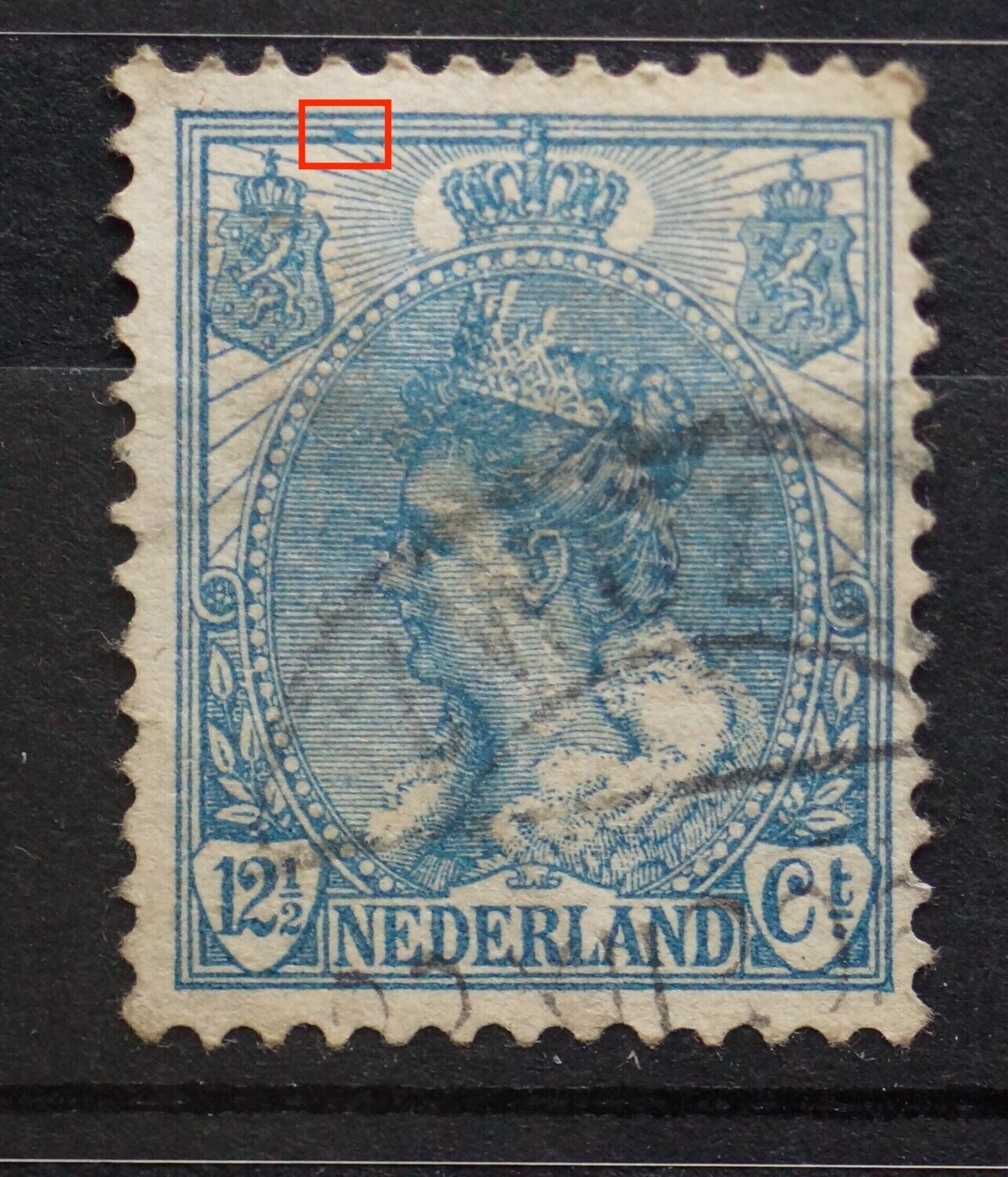 NVPH 63 - o.a blauwe vlek tussen kaderlijnen boven, links