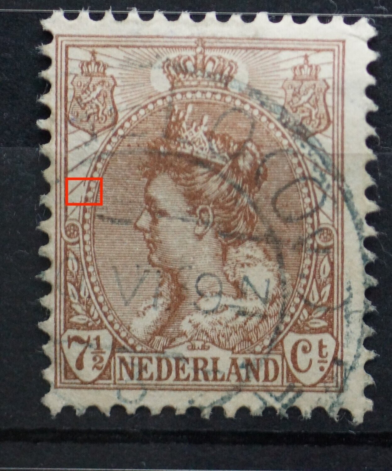 NVPH 61 - breuk in rand medaillon links