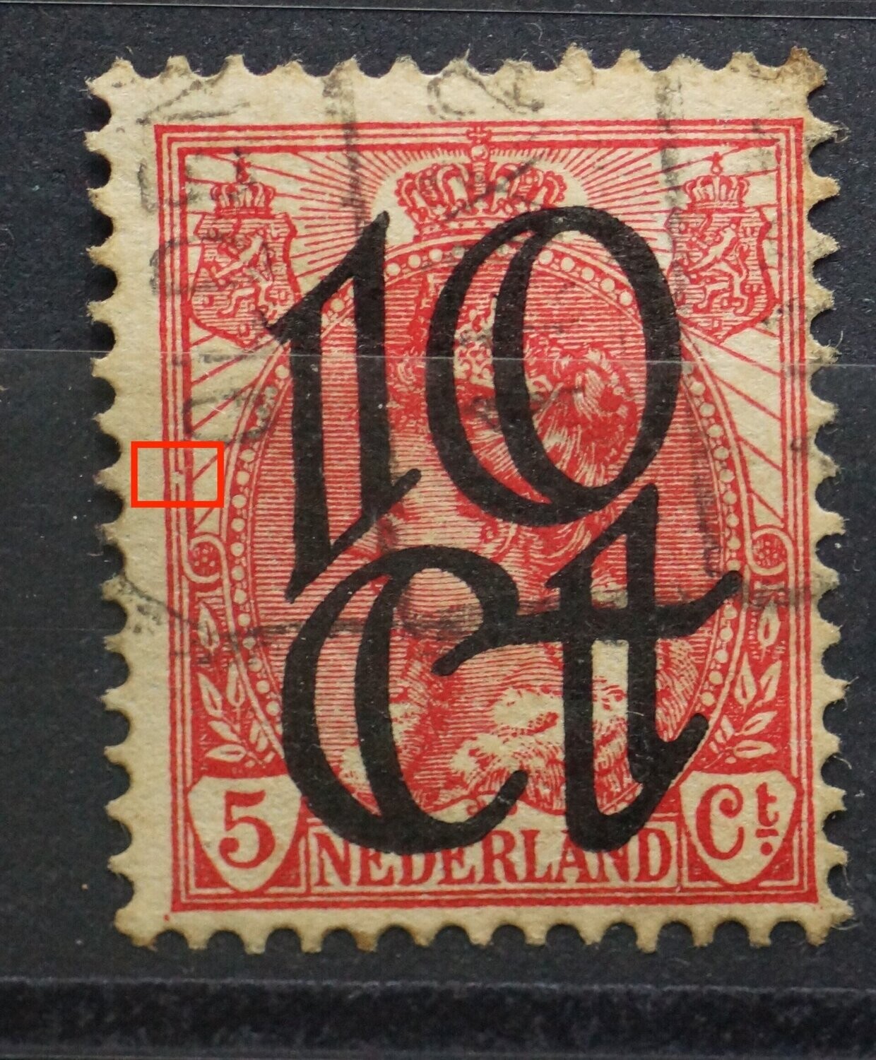 NVPH 117 - beschadigde kaderlijn links, midden