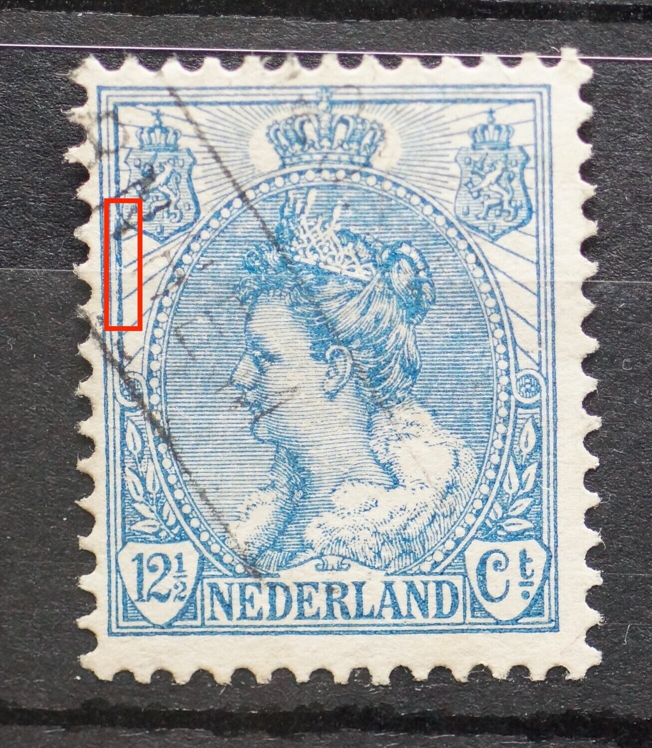 NVPH 63 - o.a. witte kras in kaderlijn links NVPH 63 - o.a. witte kras in kaderlijn links