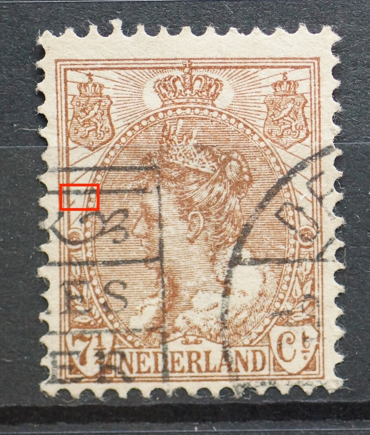 NVPH 61 - breuk in straal boven linker rozet NVPH 61 - breuk in straal boven linker rozet