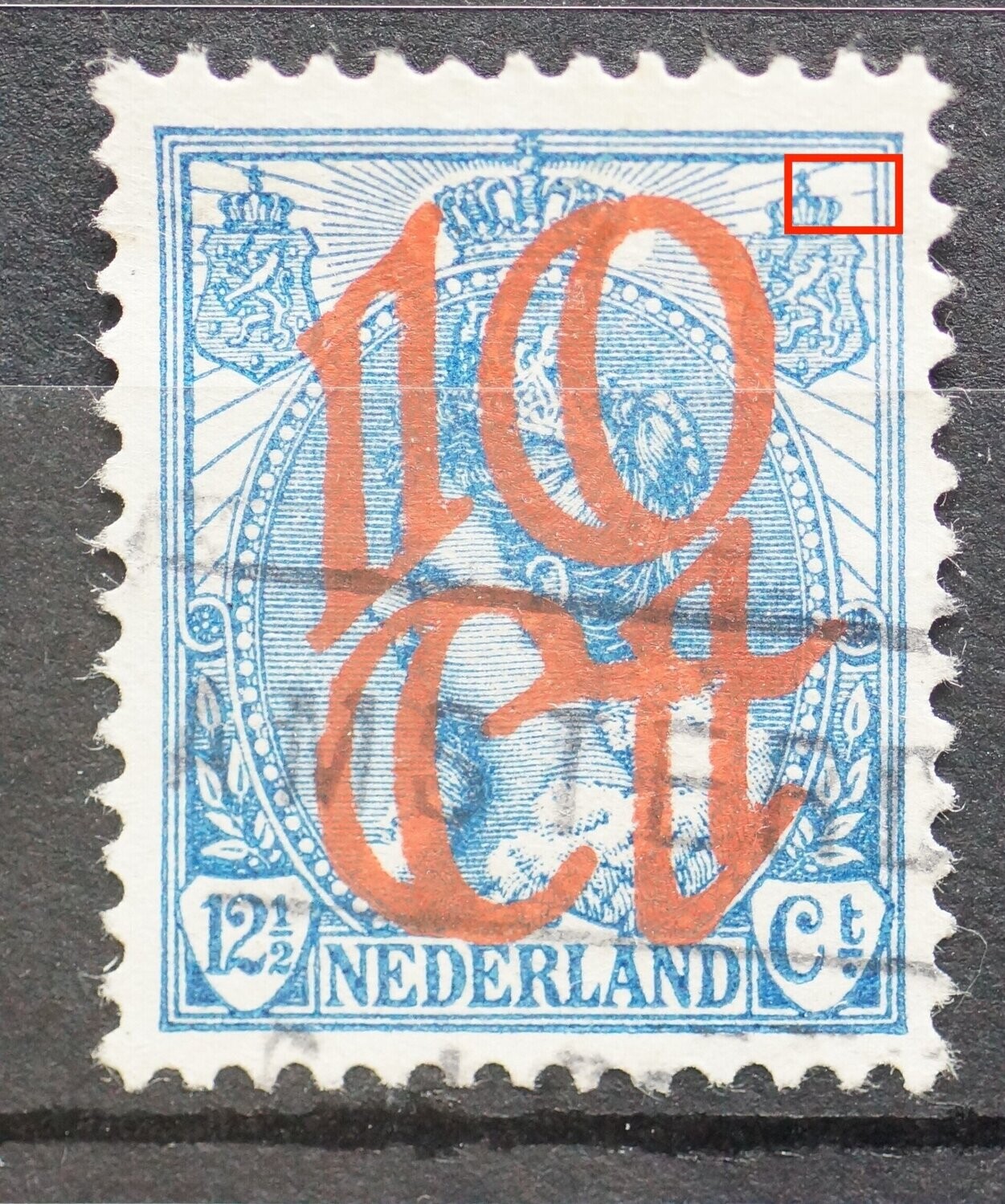 NVPH 118 - breuk in straal naast rechter wapenschild