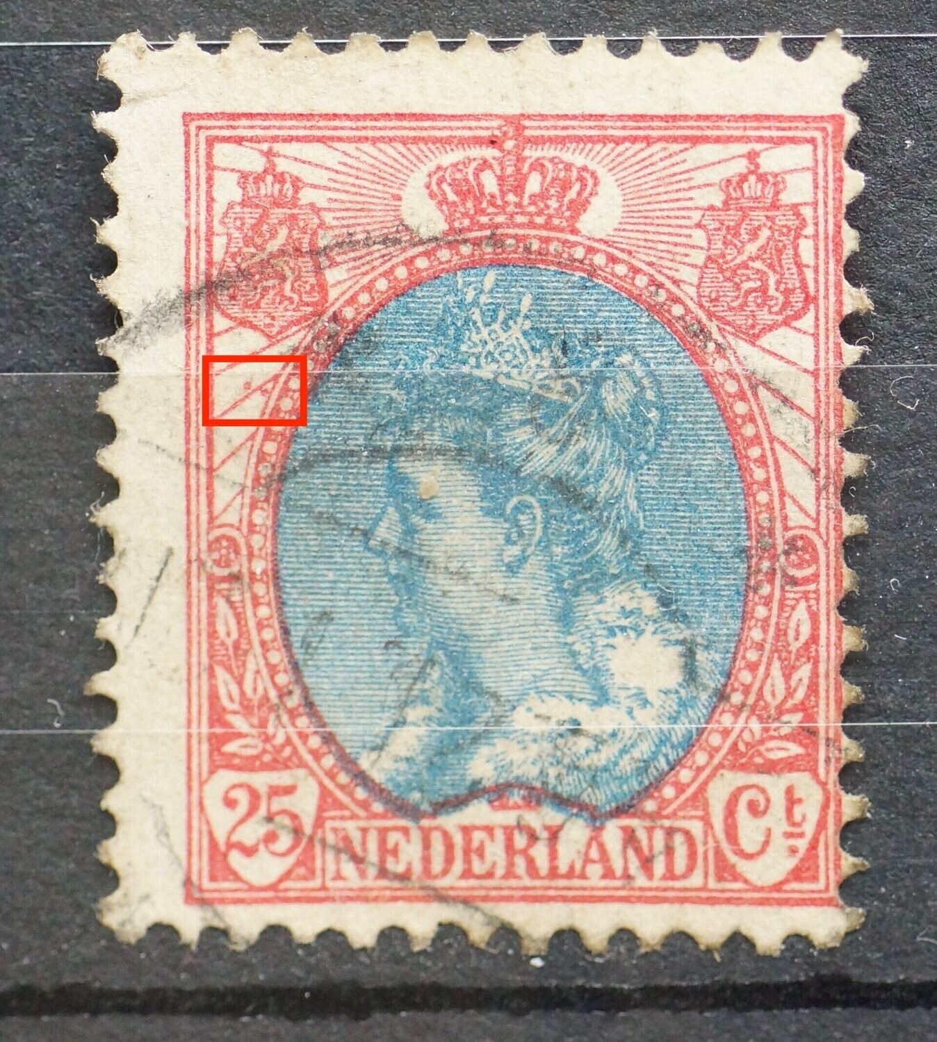 NVPH 71 - rode vlekjes links van medaillon