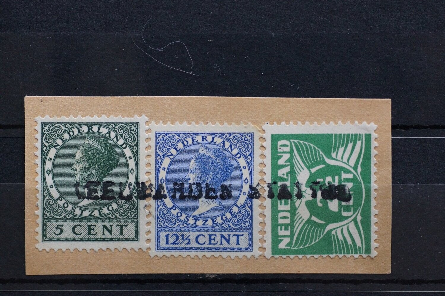 Leeuwarden Station op diverse zegels Leeuwarden Station op diverse zegels