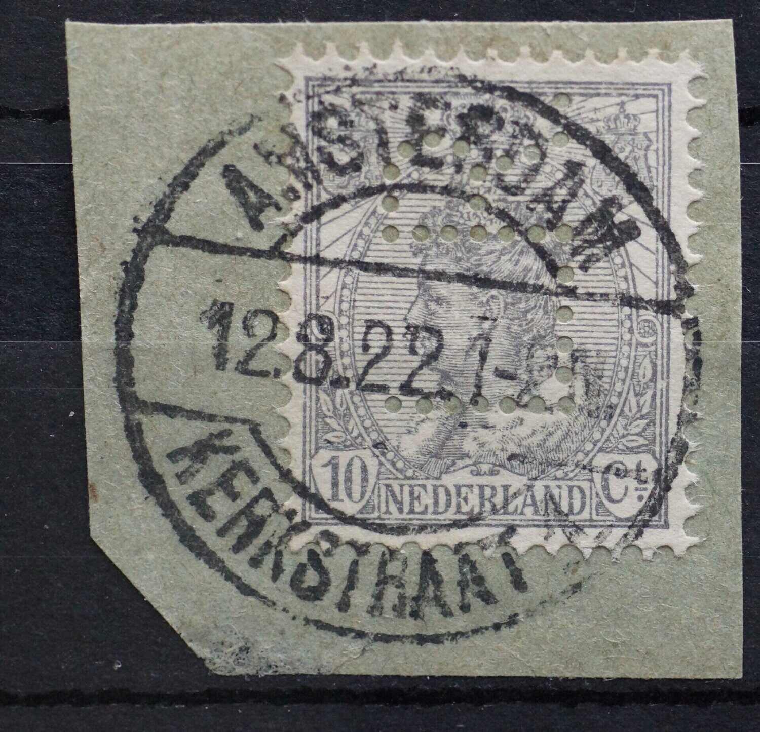 Amsterdam Kerkstraat 1 op NVPH 81, perfin L.R.