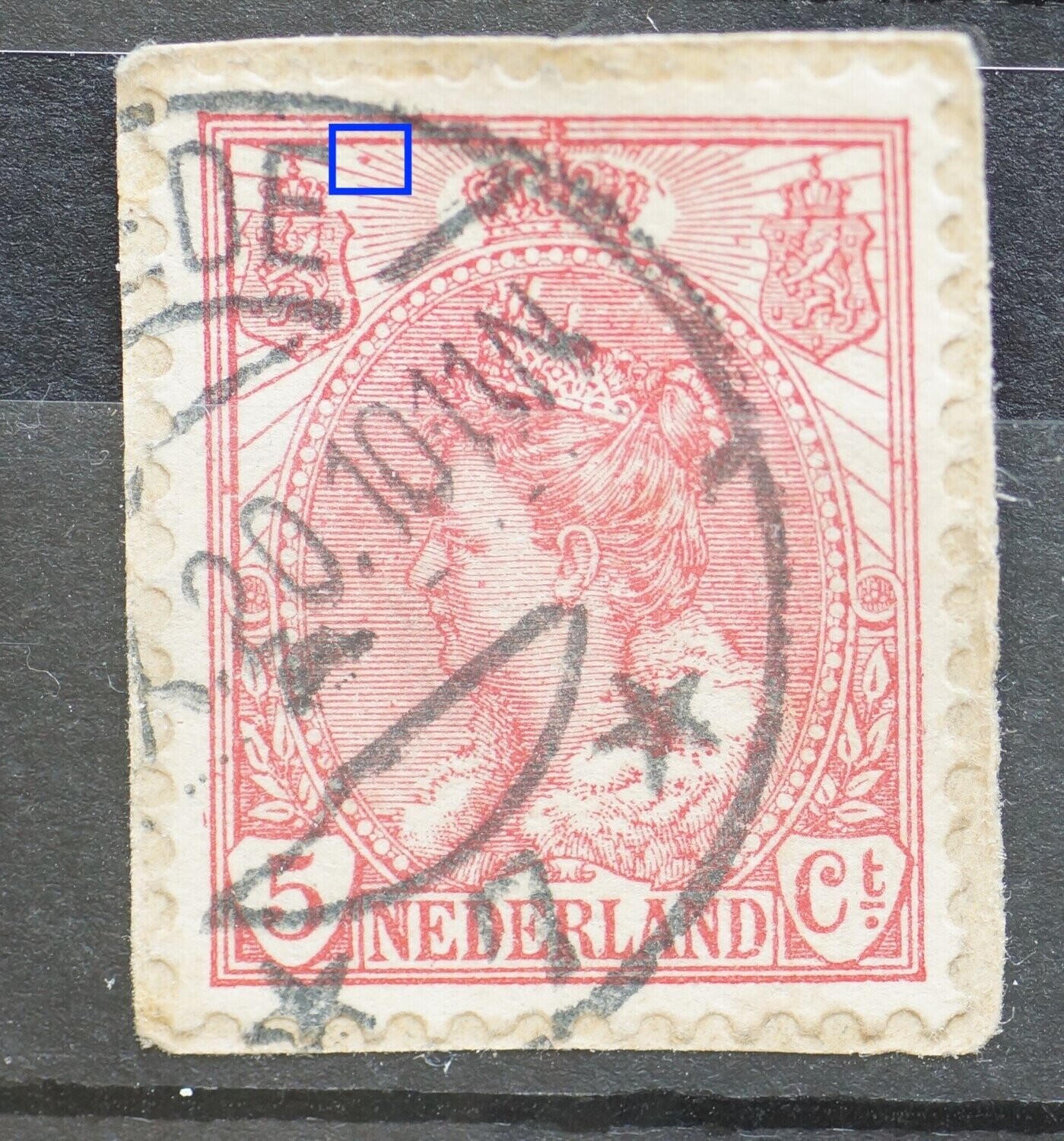 NVPH 60 - rode vlek in stralen links van kroon