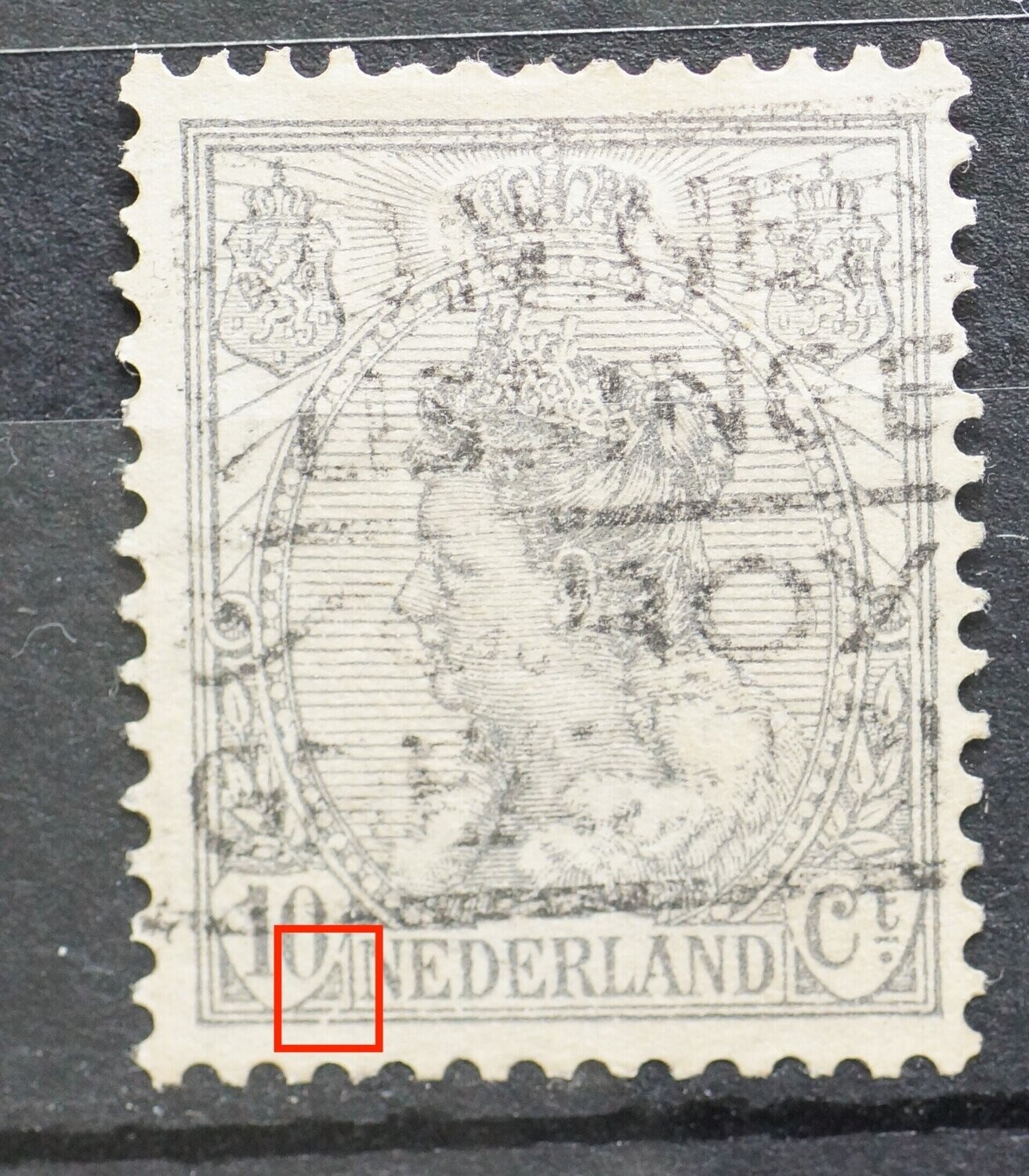 NVPH 81 - beschadigde lijnen rondom 10