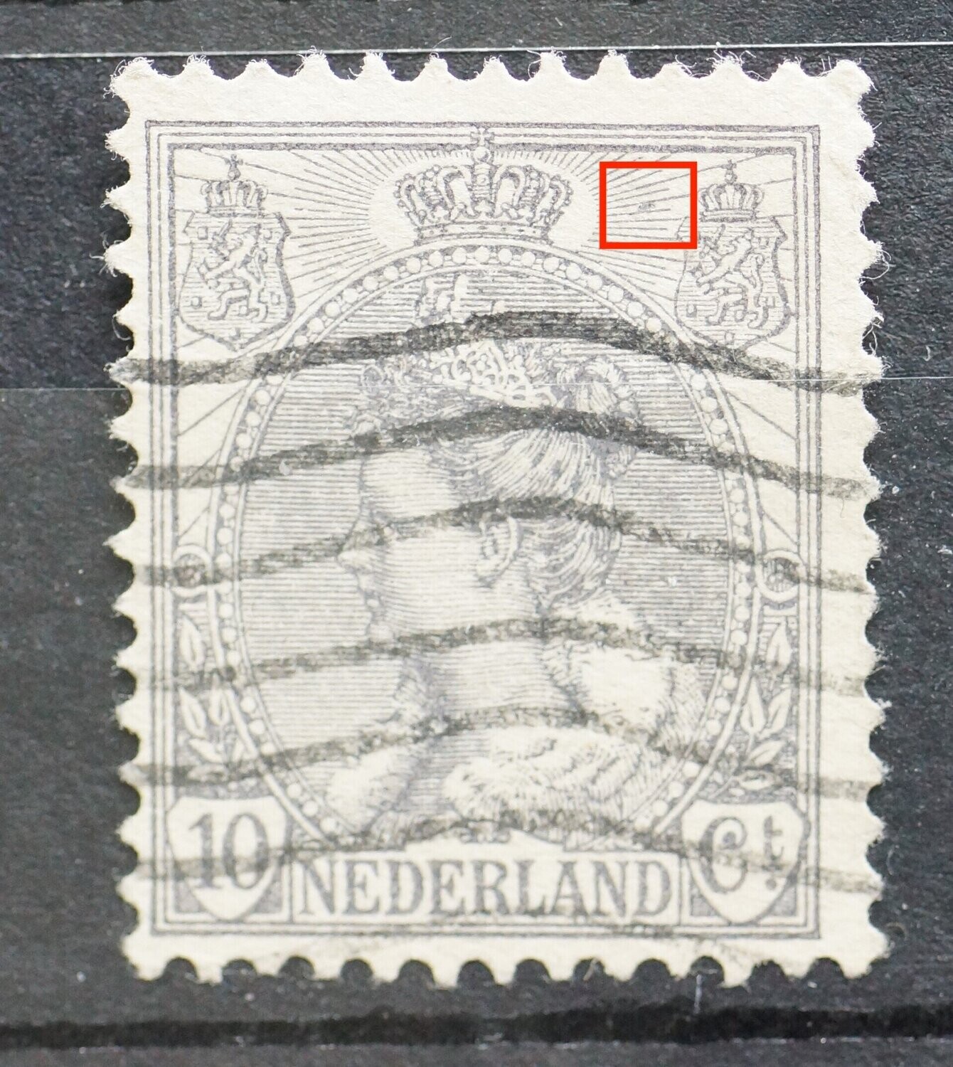 NVPH 62 - o.a. grijze vlek tussen stralen rechts