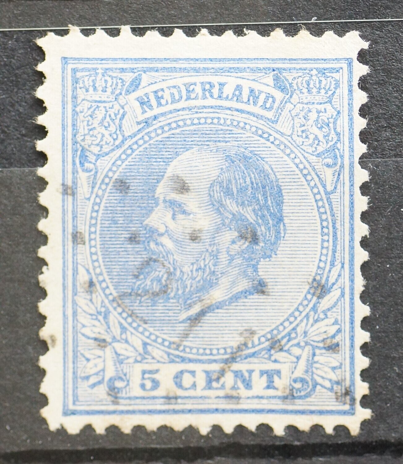 211 (Warmond) op NVPH 19