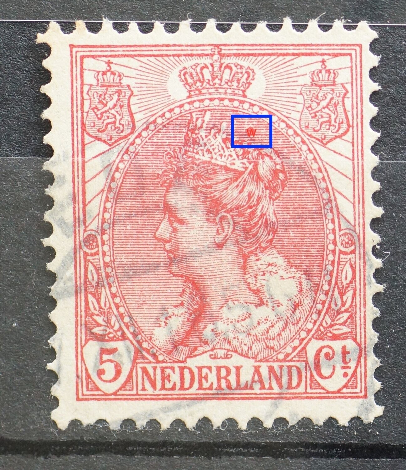 NVPH 60 - rode vlek boven het hoofd