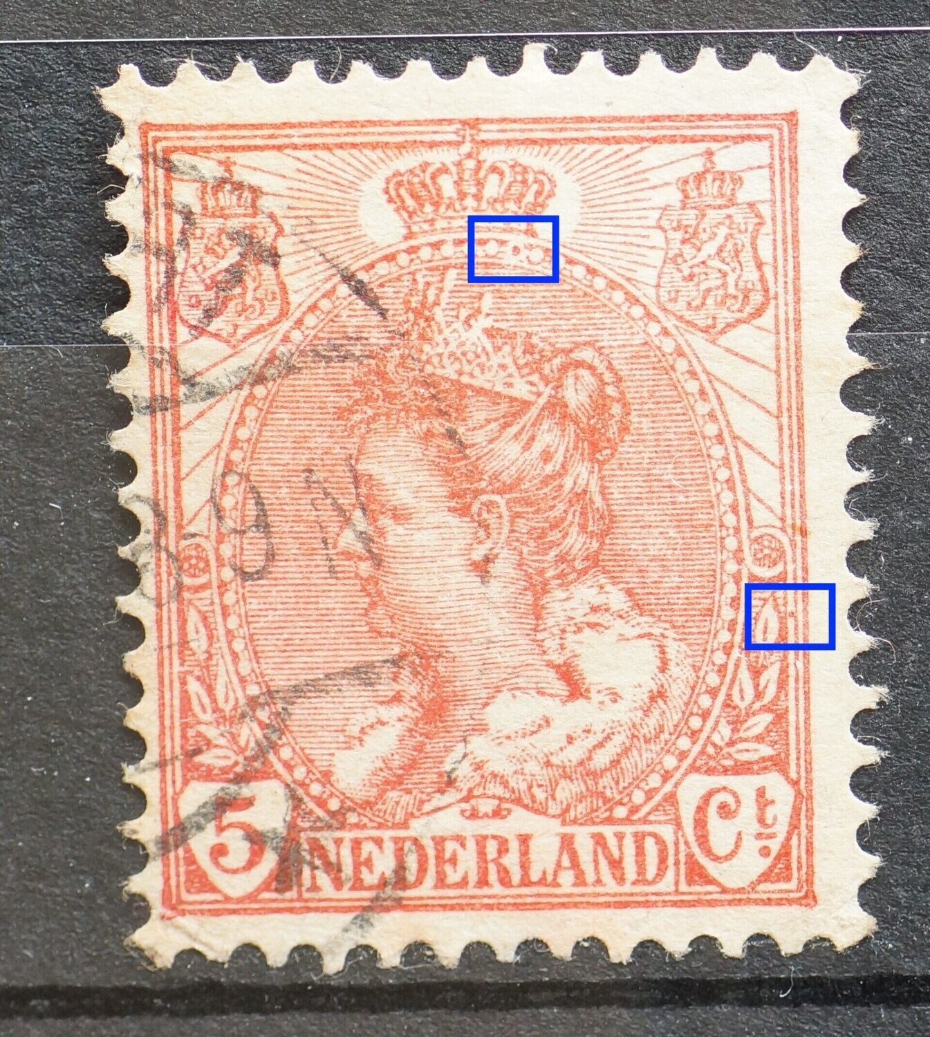 NVPH 60 - rode punt in parelrand boven en tussen kaderlijnen rechts
