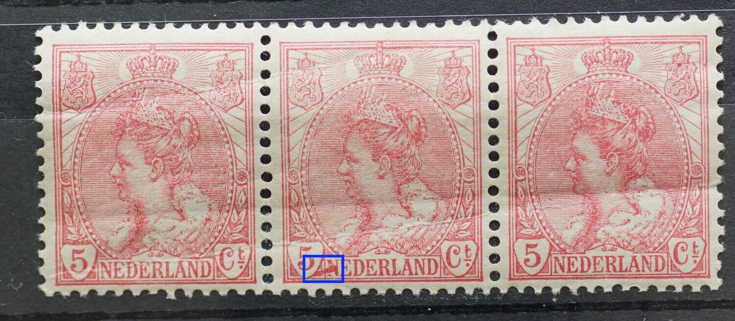 NVPH 60 (strip, nagenoeg postfris, fraai) - rode vlek door o.a. eerste N van NEDERLAND (middelste zegel)
