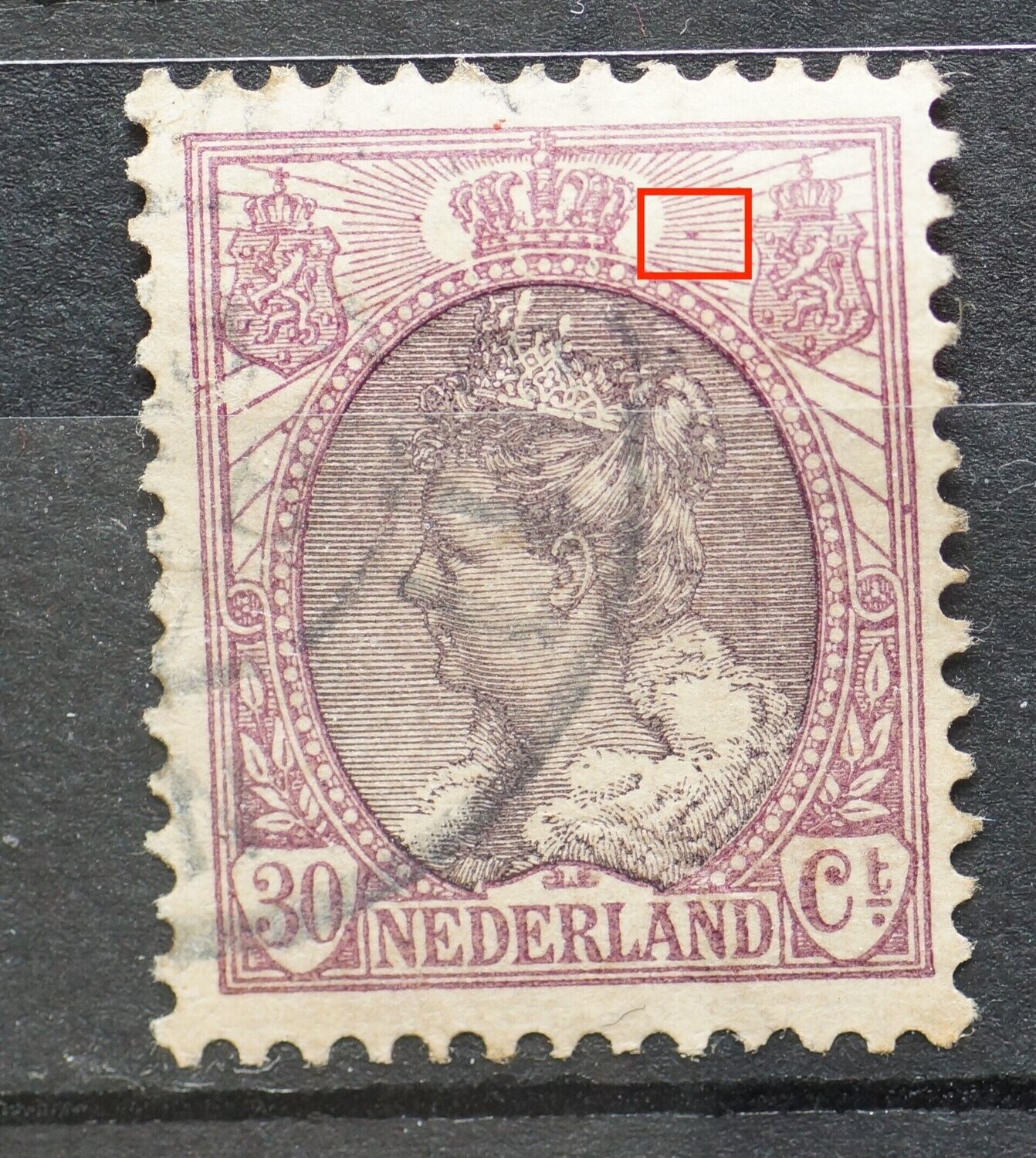 NVPH 72 - violette vlek tussen stralen rechts van kroon