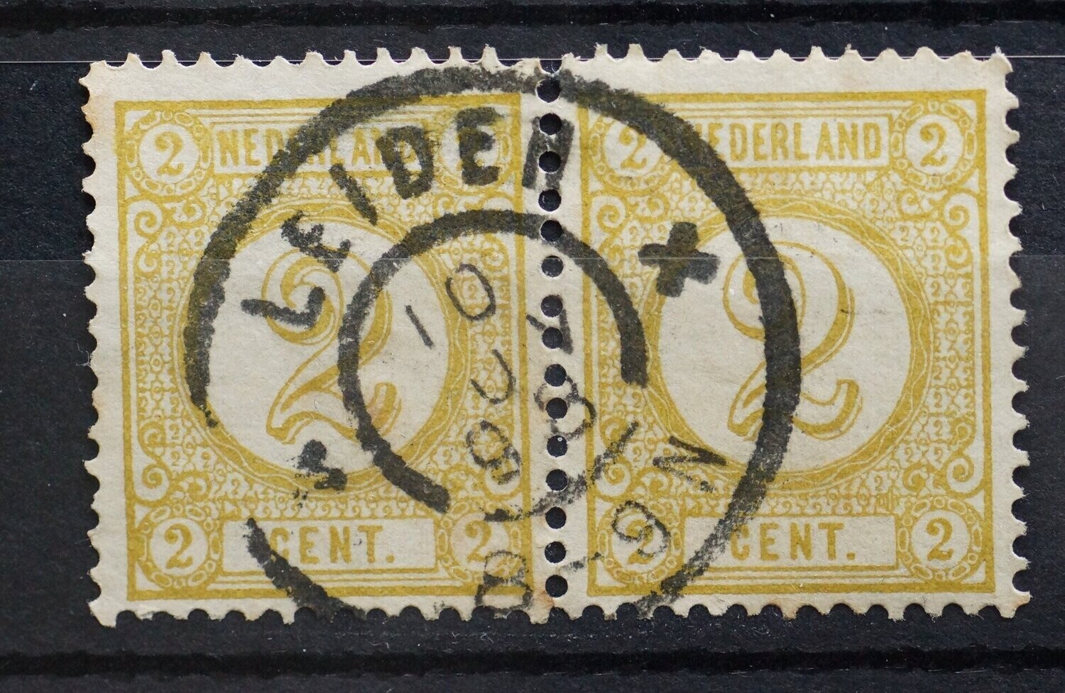 Leiden op NVPH 32 (paar) Leiden op NVPH 32 (paar)