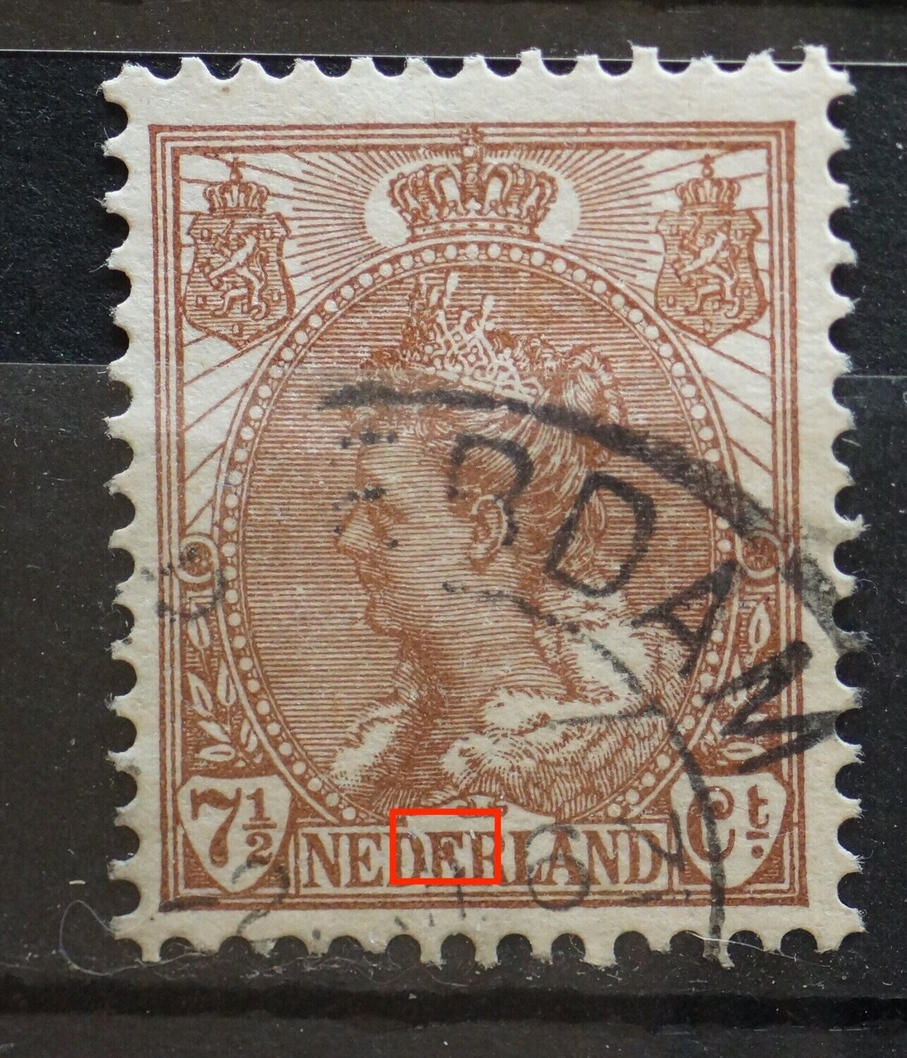 NVPH 61 - bruine vlek in tweede E van NEDERLAND NVPH 61 - bruine vlek in tweede E van NEDERLAND