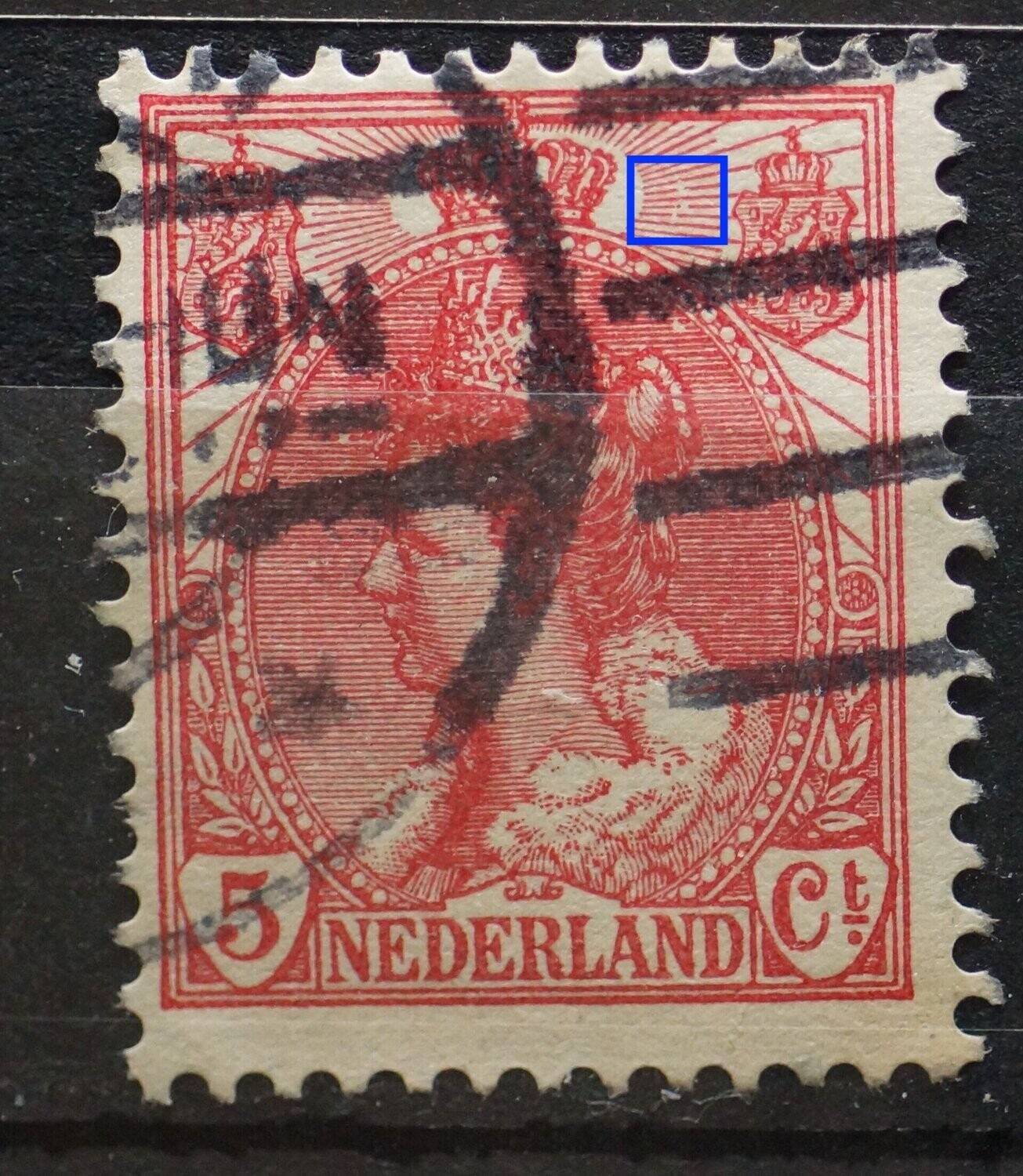 NVPH 60 - gebroken stralen rechts van kroon