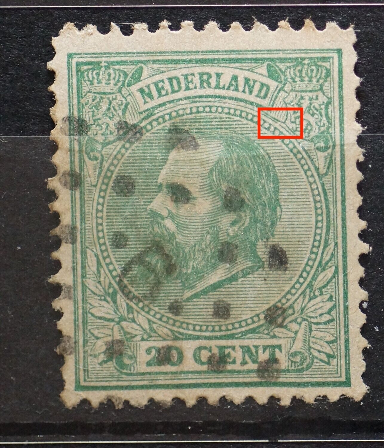 NVPH 24 - breukje in rand medaillon rechts, boven