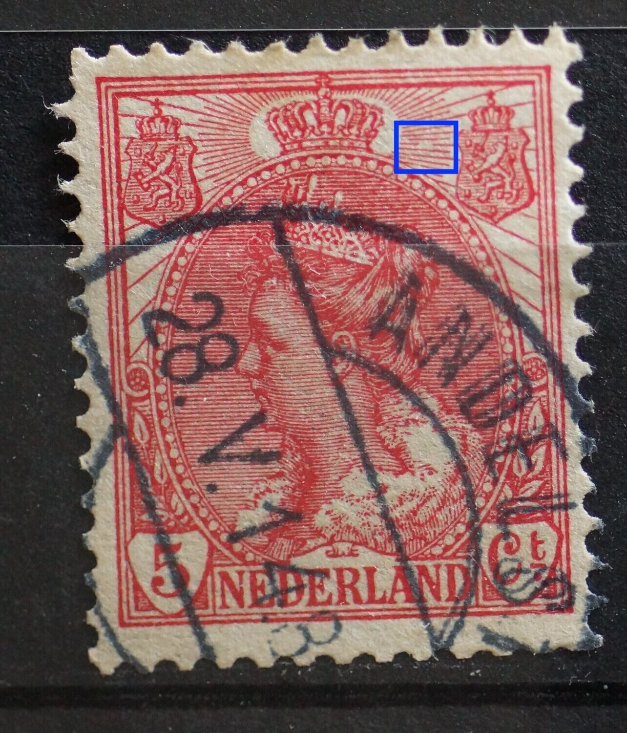 NVPH 60 - breuk in straal rechts van kroon
