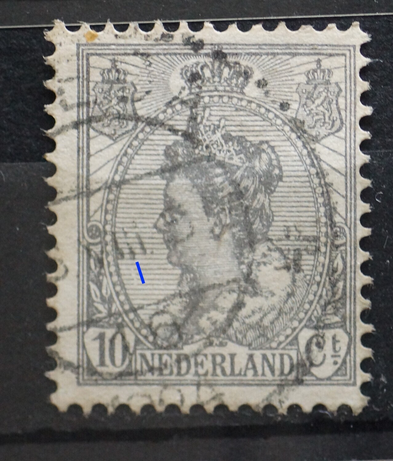 NVPH 81 - verticale graveerkras in arcering links