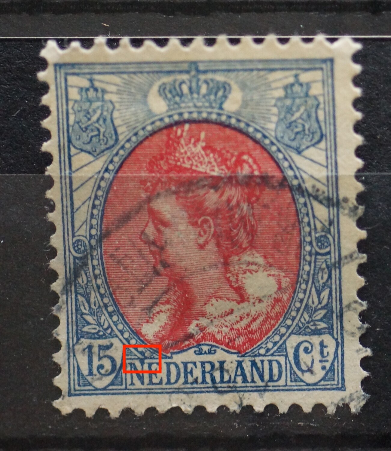 NVPH 65 - blauwe vlek bovenaan de rechter poot van de eerste N van NEDERLAND