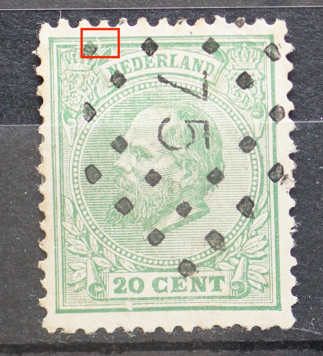 NVPH 24 - o.a. witte kras/vlek in kaderlijnen boven. links NVPH 24 - o.a. witte kras/vlek in kaderlijnen boven. links