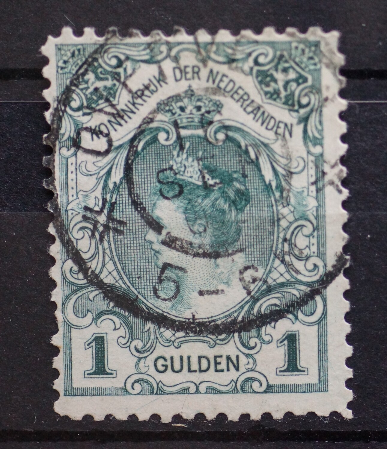 Overveen op NVPH 77