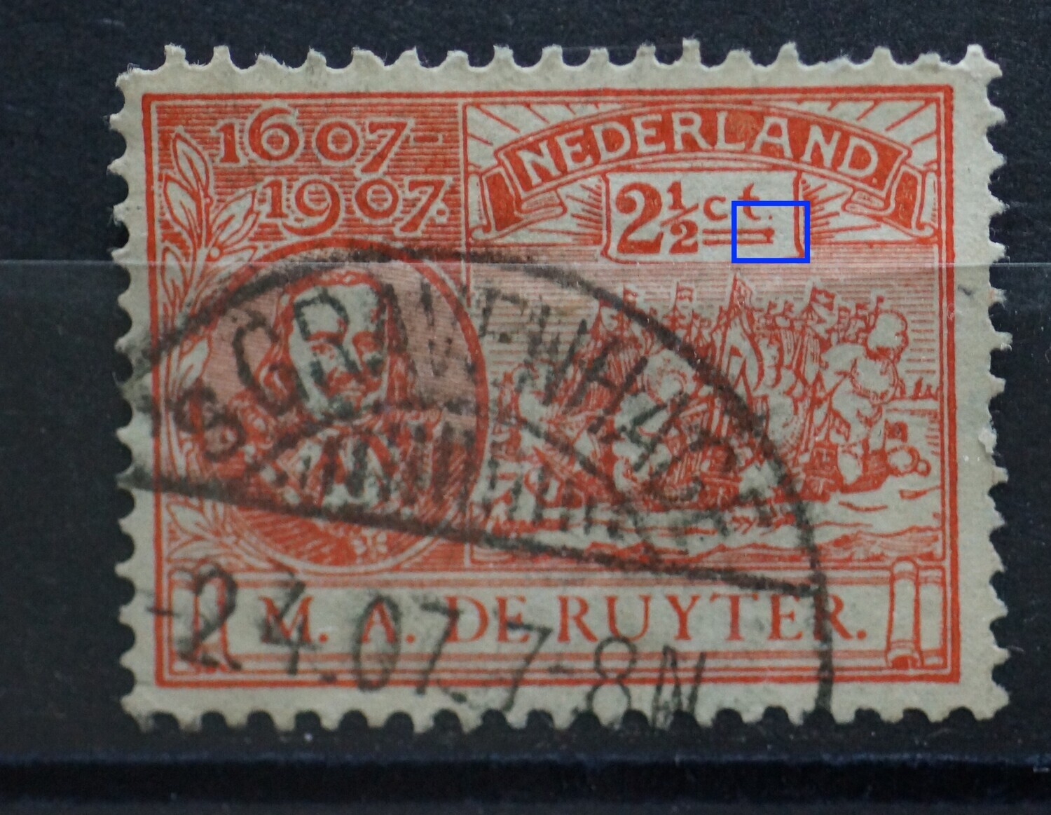 NVPH 89 - oranjerode vlek in de dubbele streep onder ct.