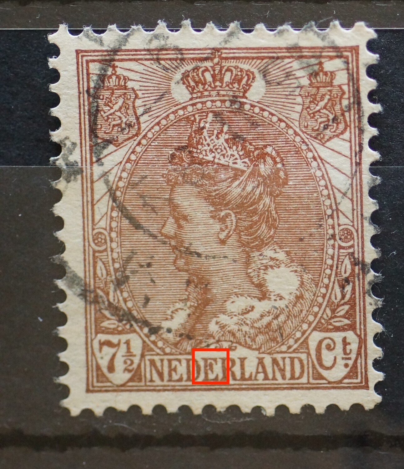 NVPH 61 - bruine vlek in tweede E van NEDERLAND