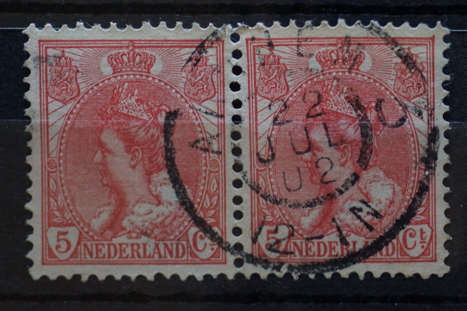 Arnhem 3 (geen kruizen) op NVPH 60 (paar)