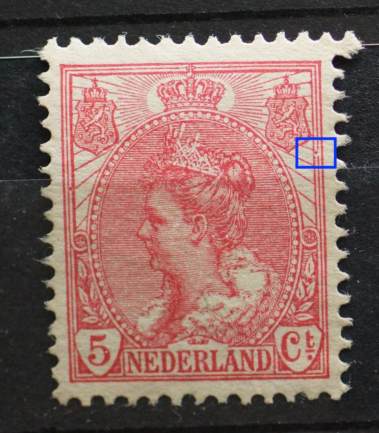 NVPH 60 - rode punt tussen kaderlijnen rechts