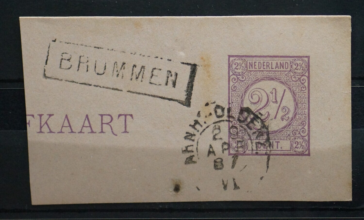 kleinrond Arnh:-Oldenz: VI + haltestempel Brummen op fragment briefkaart kleinrond Arnh:-Oldenz: VI + haltestempel Brummen op fragment briefkaart