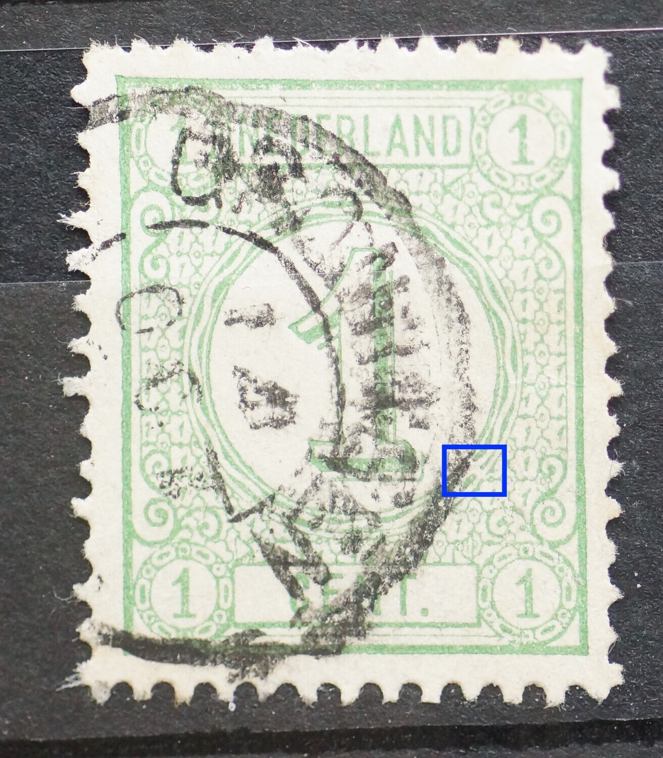 NVPH 31 - breuk/witte vlek in rand medaillon, rechts