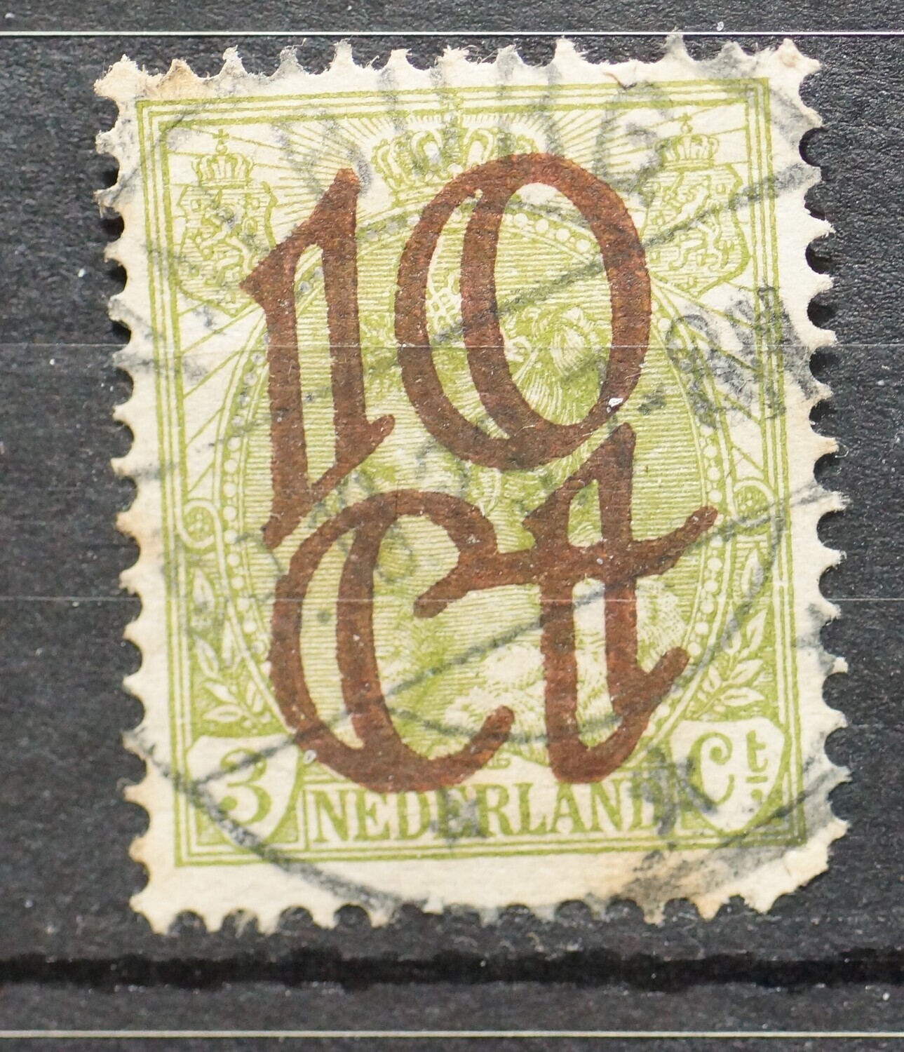 Valburg op NVPH 116 - vrij schaars
