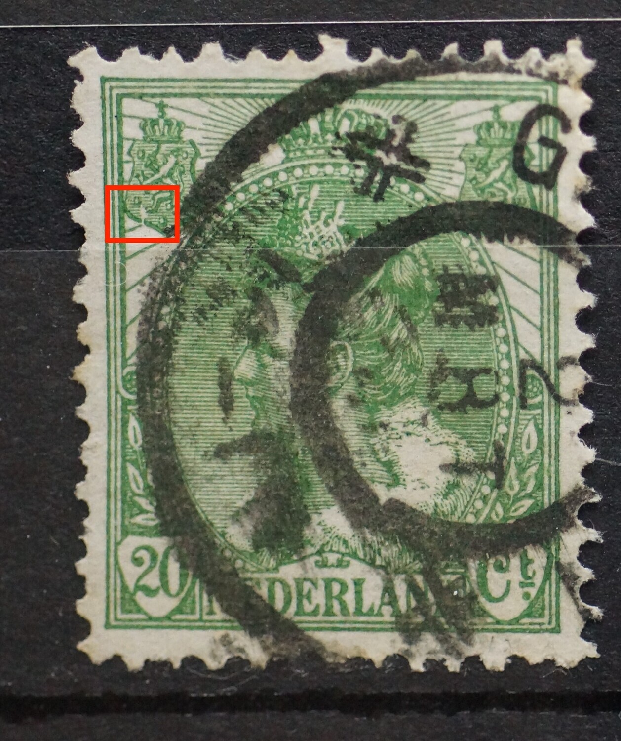 NVPH 68 - beschadiging/witte vlek onder in linker wapenschild