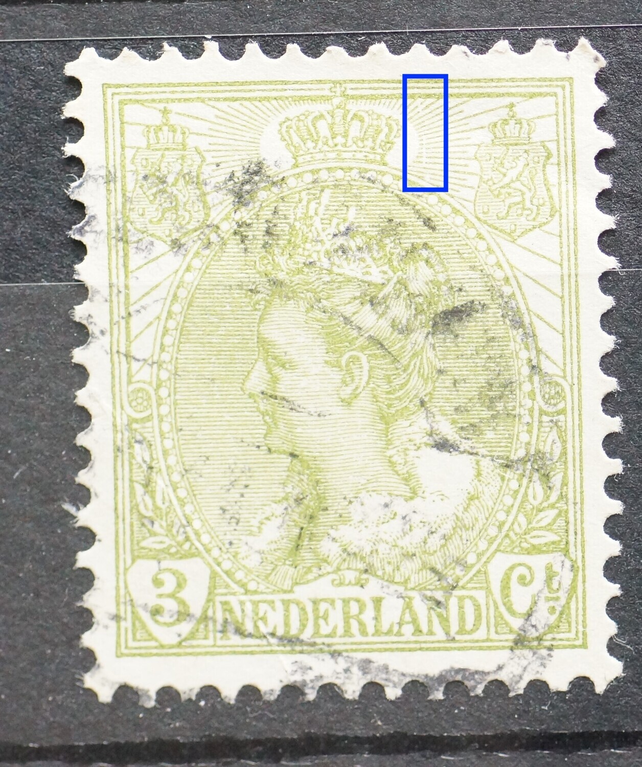 NVPH 57 - breuk/witte kras  in stralen rechts van kroon