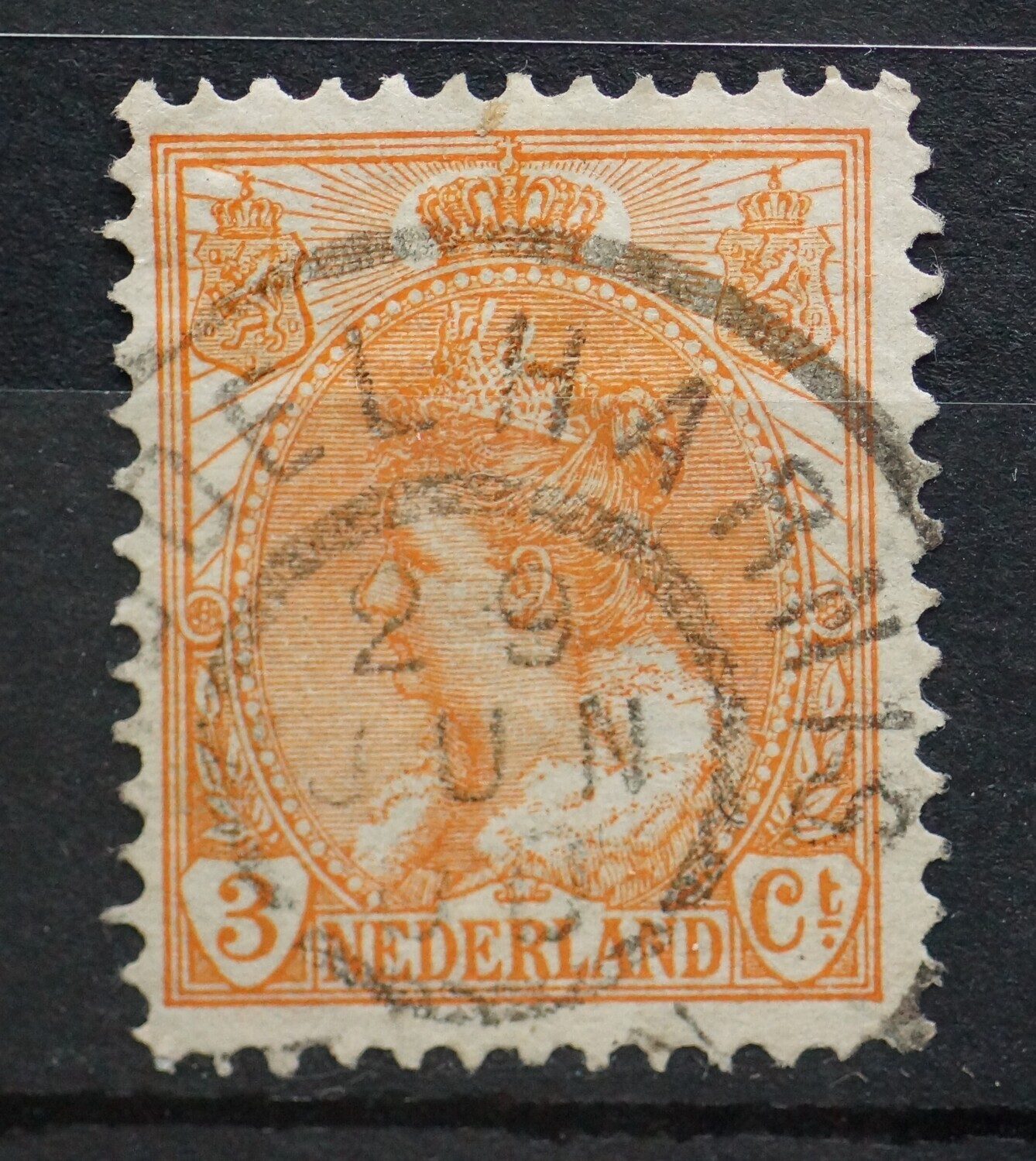 Middelharnis op NVPH 56