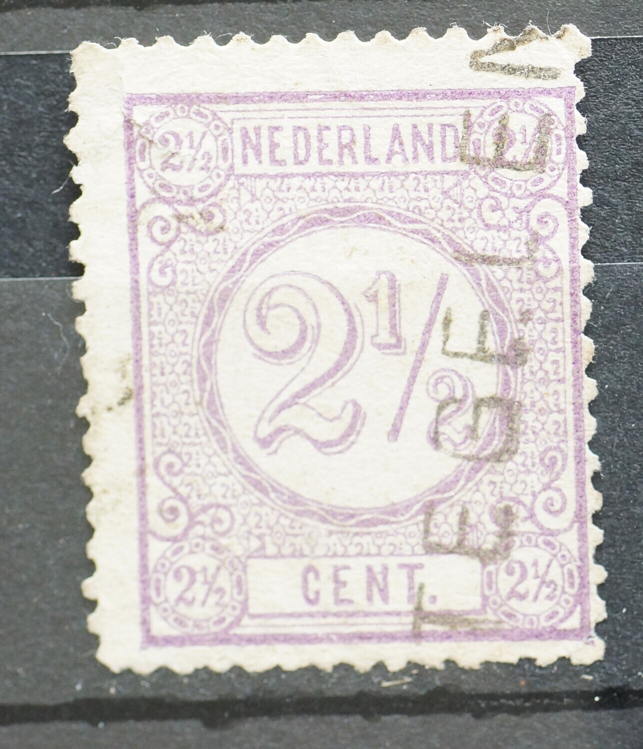 Tegelen op NVPH 33