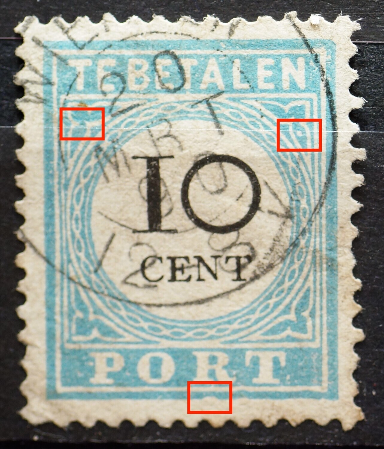 NVPH P7 - blauwe vlek in ornament links, witte vlek in ornament rechts, deuken in kaderlijn onder