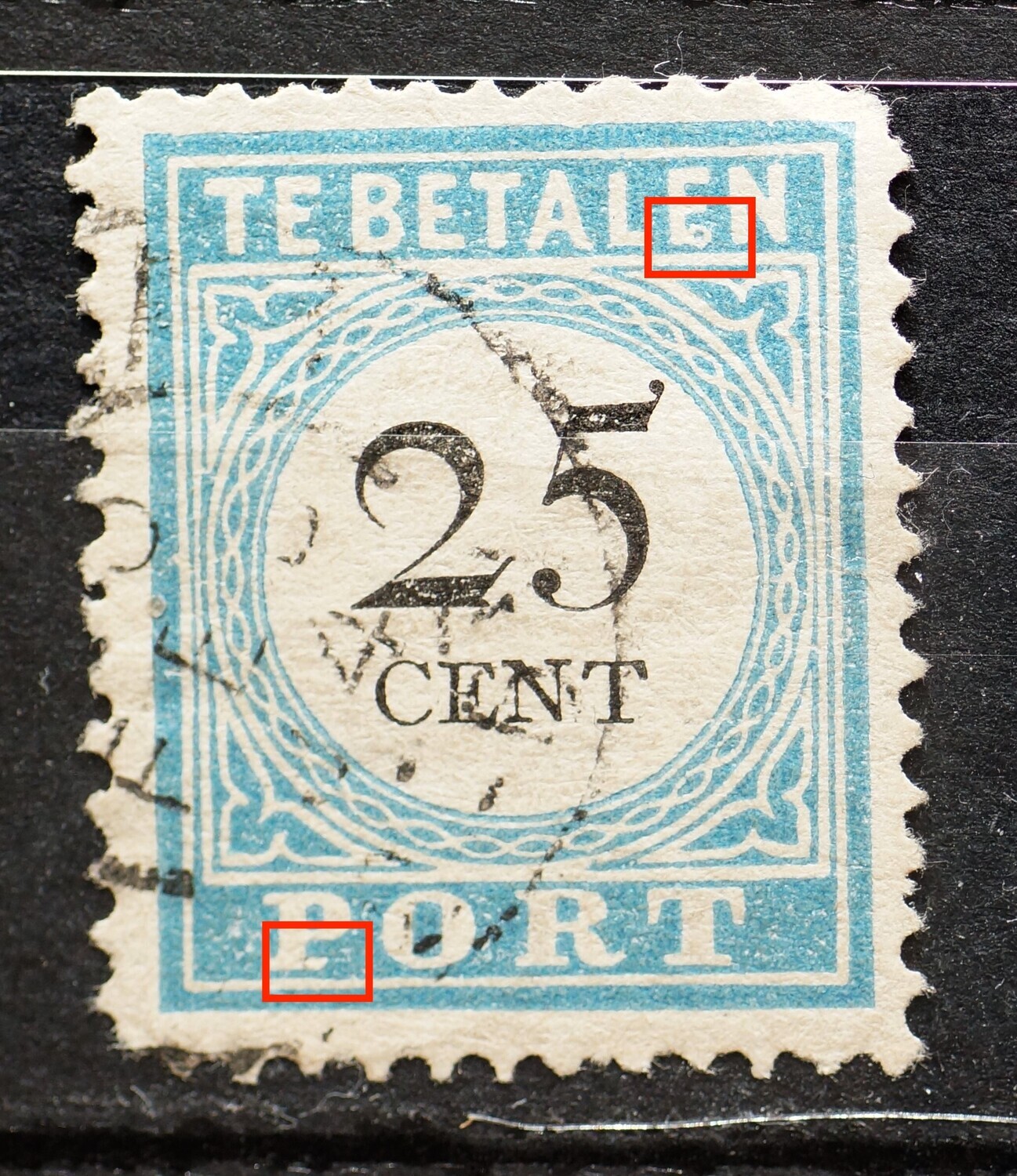 NVPH P11 - blauwe punt in de voet van de tweede E van BETALEN