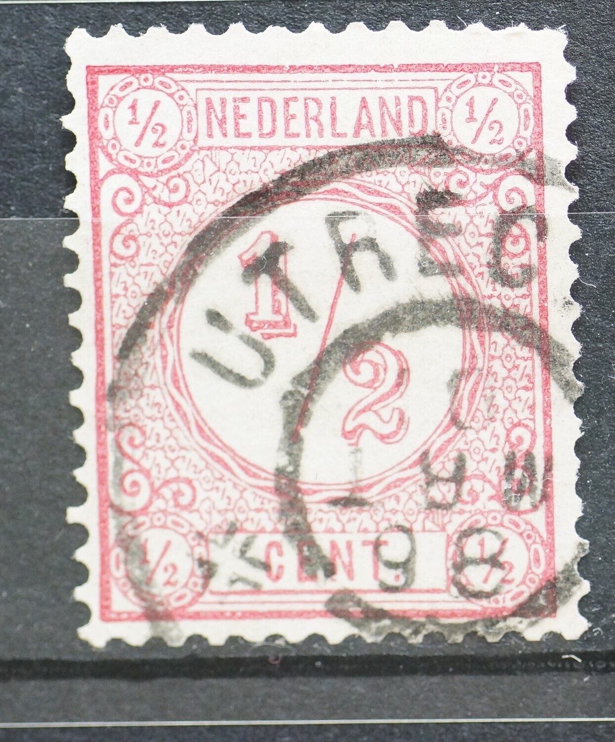 Utrecht - kopstaande maand - op NVPH 30