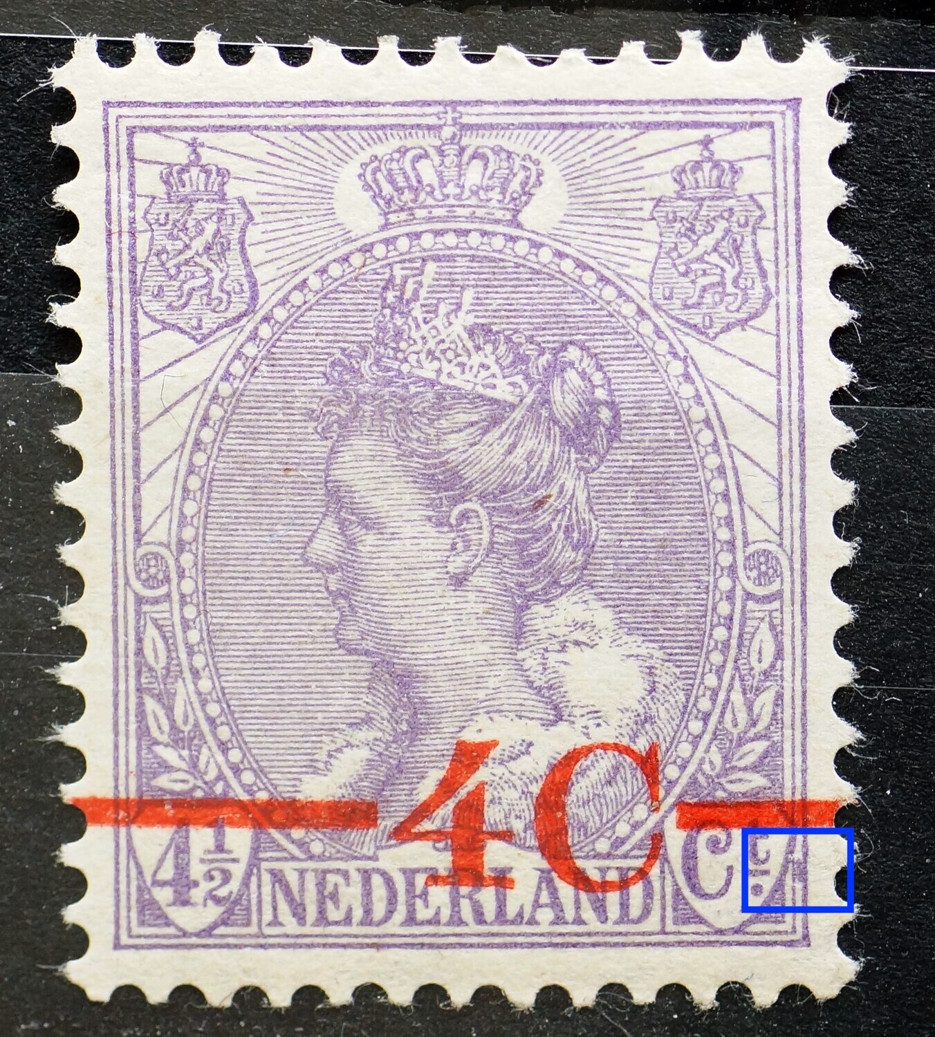 NVPH 106 - o.a. violette vlek rechts van Ct.
