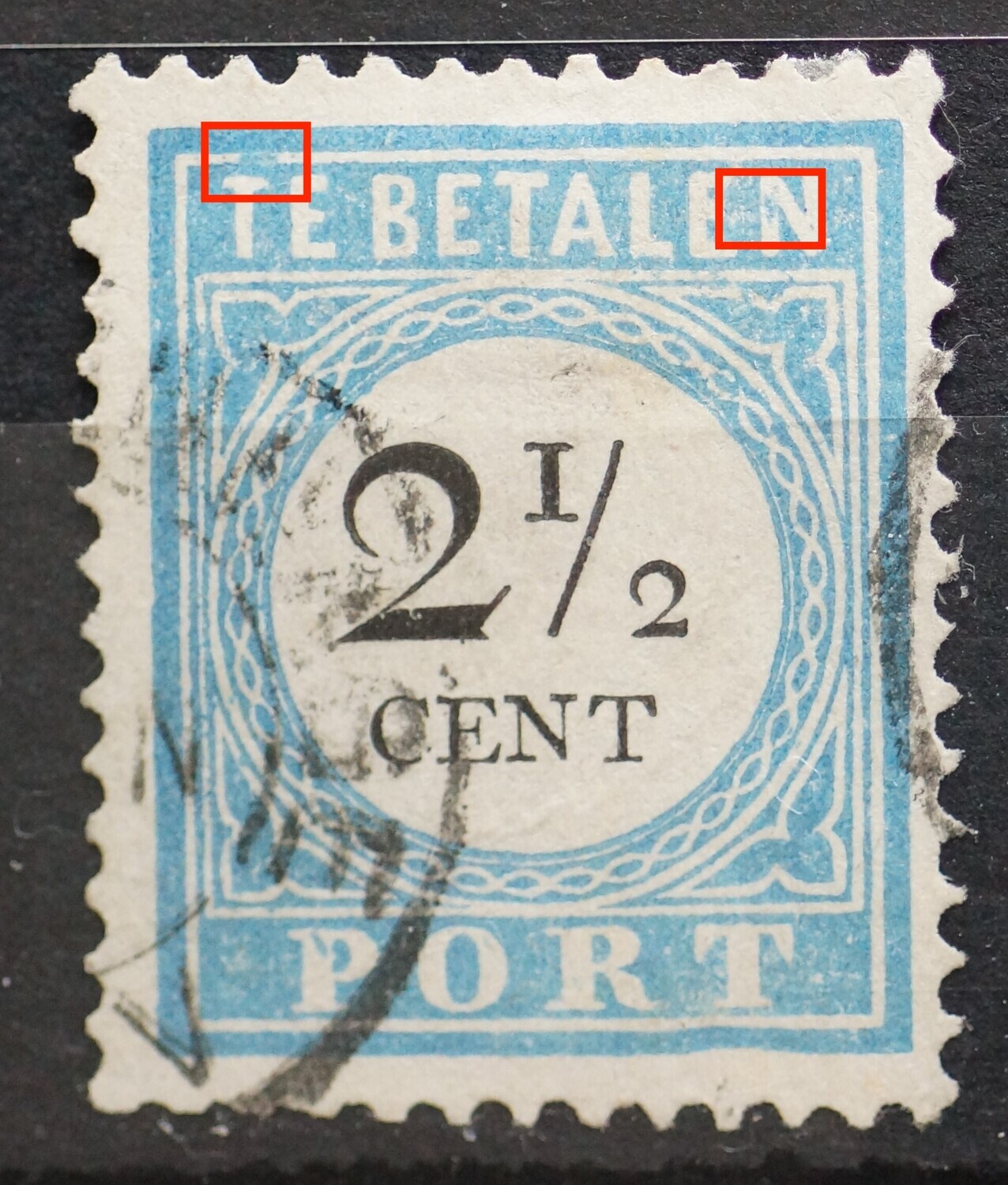 NVPH P5 - blauwe vlek in de kaderlijn boven en in de N van BETALEN