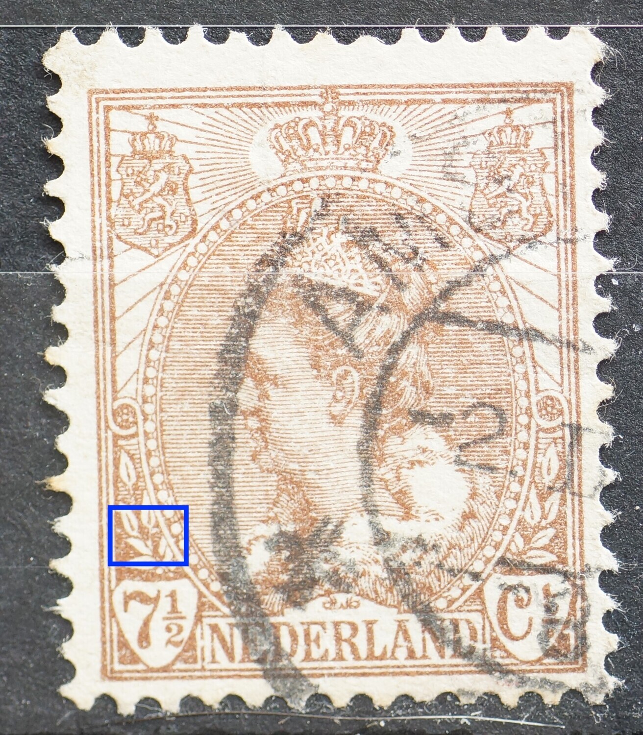 NVPH 61 - bruine vlek in bladeren links NVPH 61 - bruine vlek in bladeren links