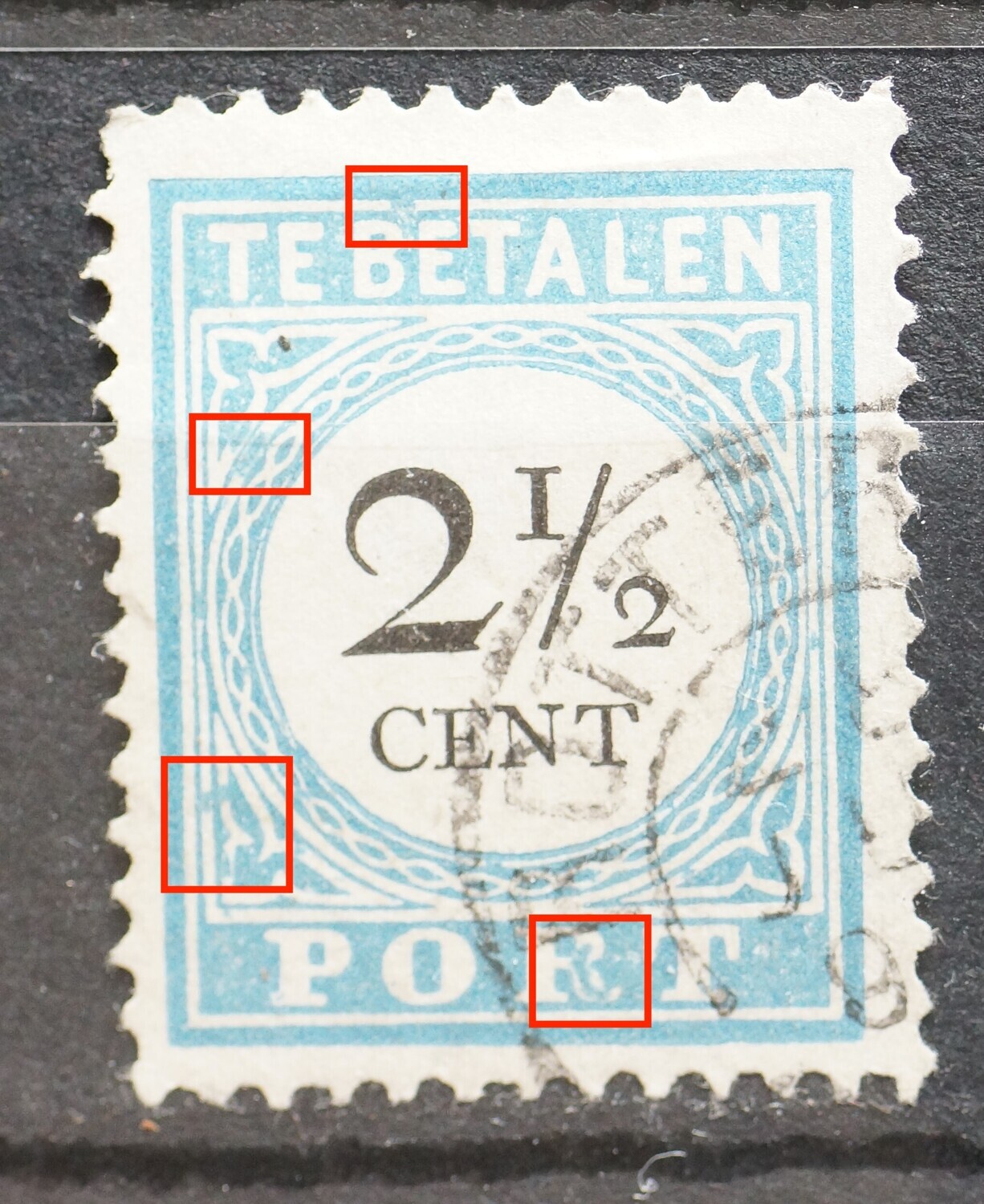 NVPH P5 - op vele plaatsen blauwe vlekken in het zegelbeeld