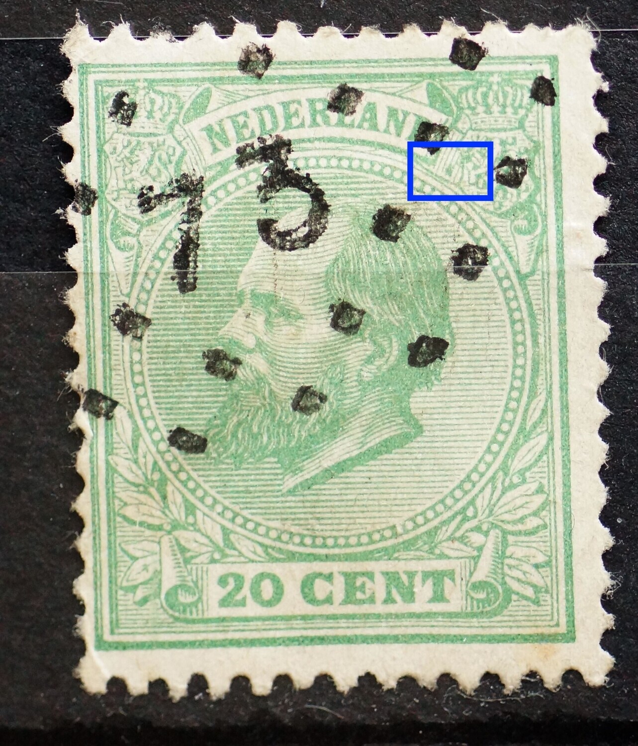 NVPH 24 - groene vlek naast rechter wapenschild
