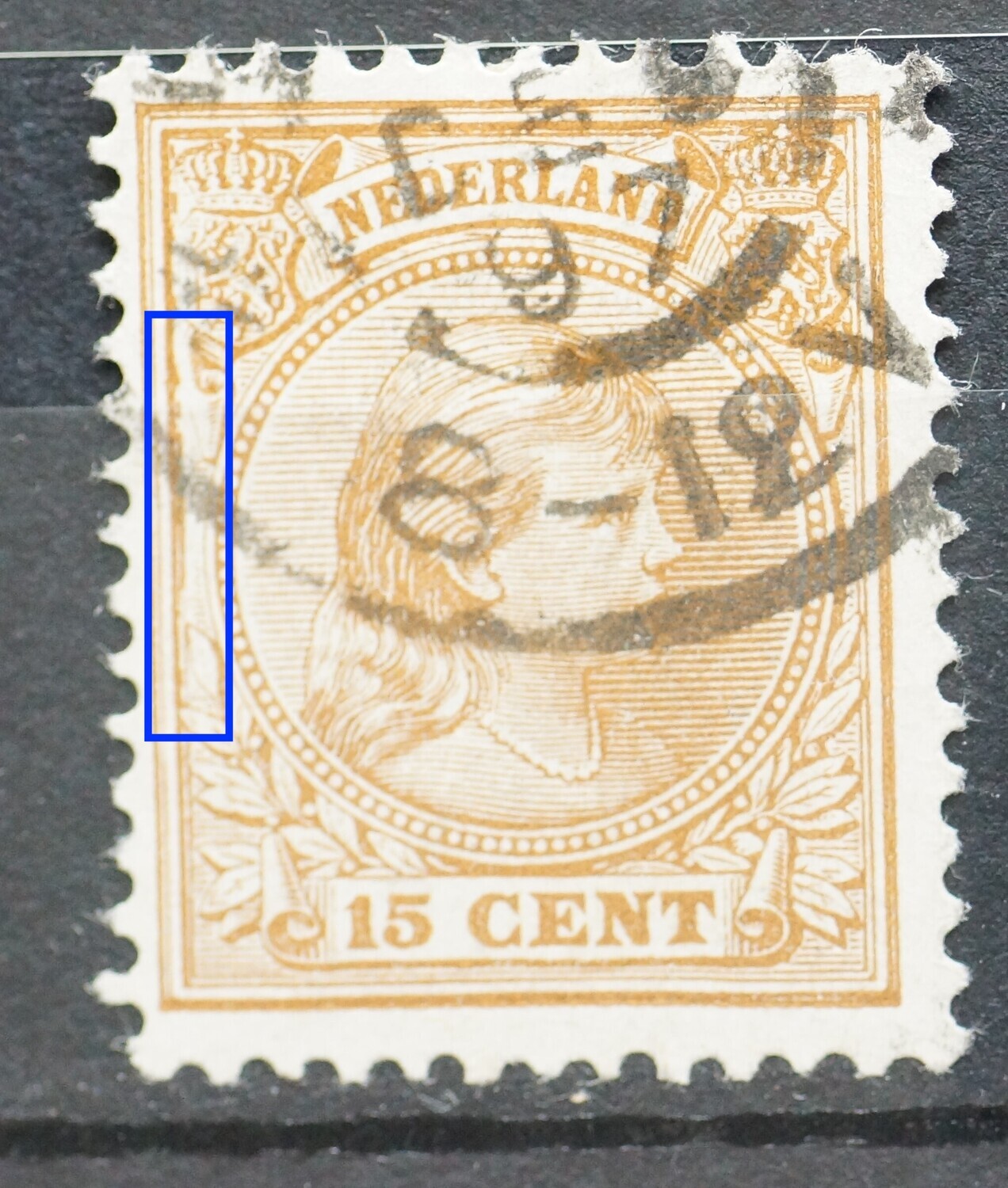 NVPH 39 - sterk beschadigde/vervormde kaderlijn links NVPH 39 - sterk beschadigde/vervormde kaderlijn links